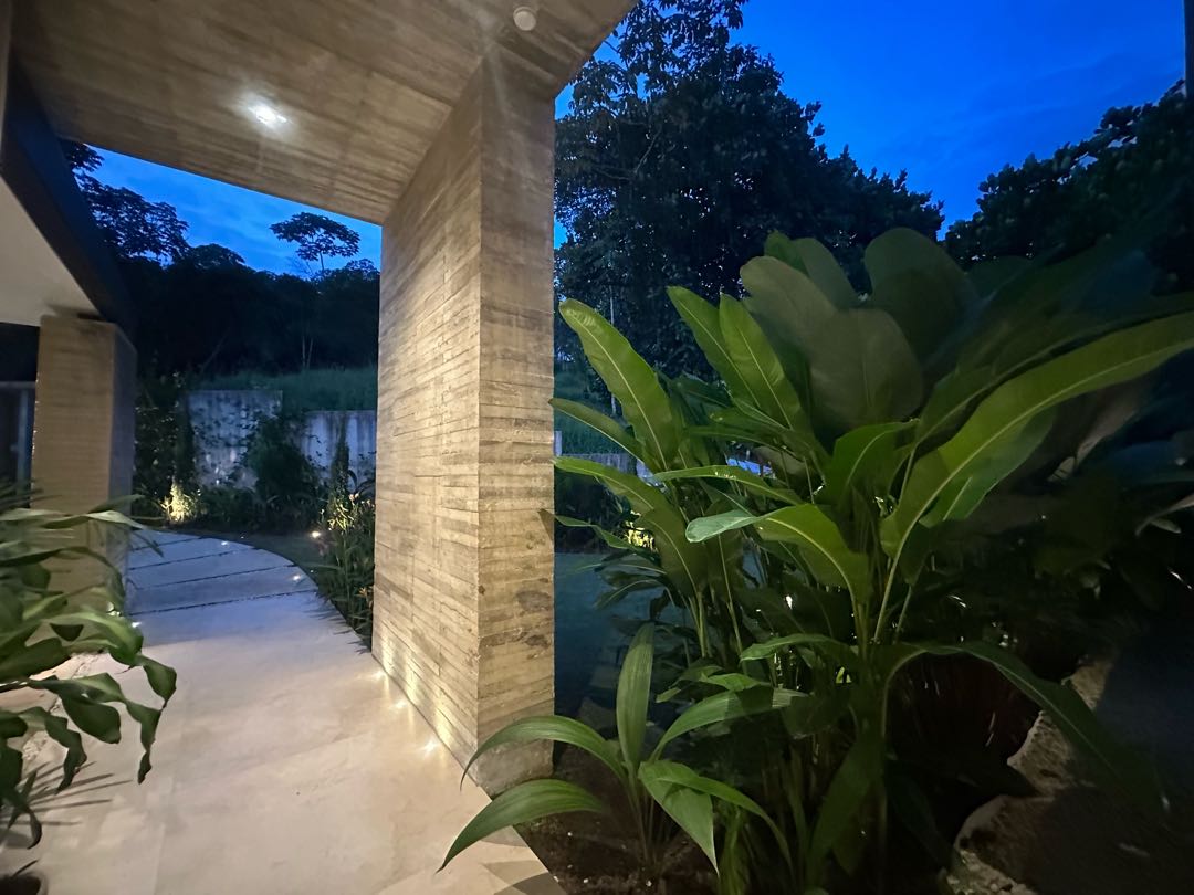 SE VENDE CASA DE LUJO EN YARUMAL PANCE