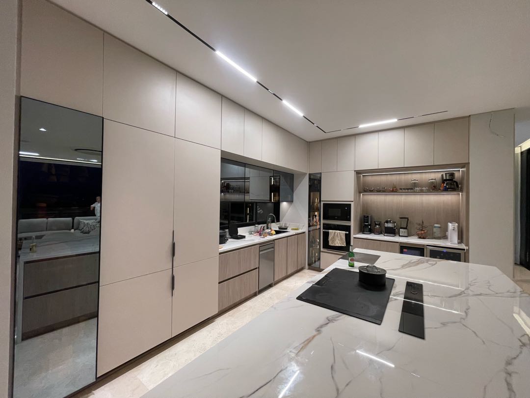 SE VENDE CASA DE LUJO EN YARUMAL PANCE