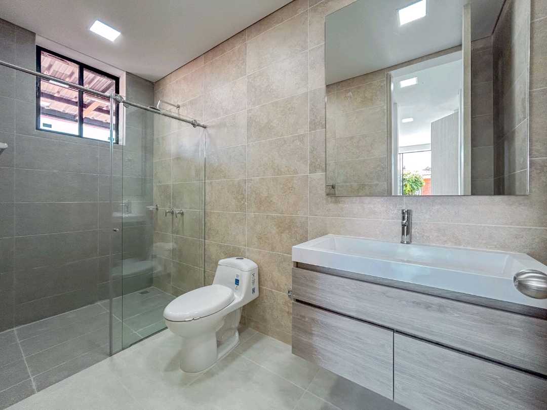VENDE CASA DE LUJO PARA ESTRENAR EL CASTILLO JAMUNDI W10226162 ISA