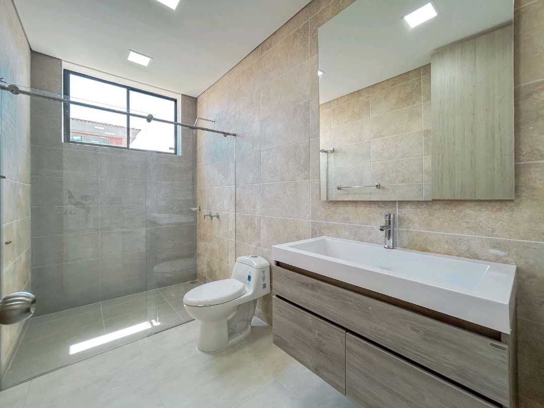 VENDE CASA DE LUJO PARA ESTRENAR EL CASTILLO JAMUNDI W10226162 ISA