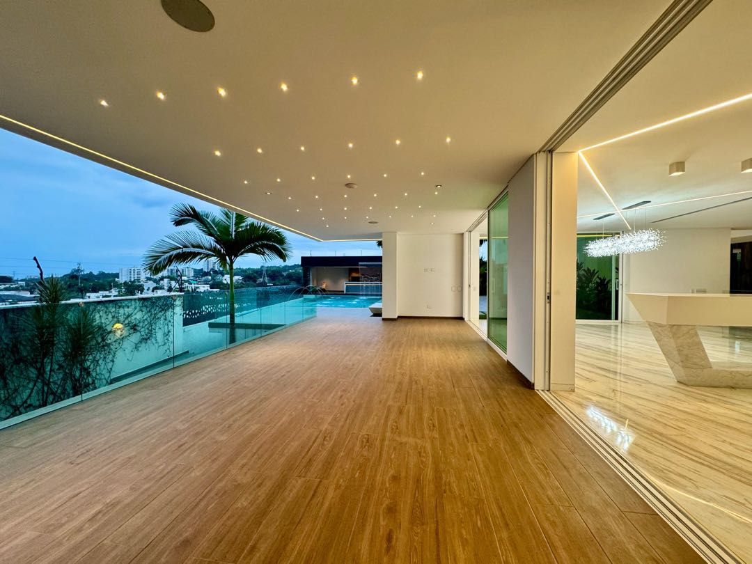 SE VENDE CASA DE ULTRA LUJO EN CIUDAD JARDÍN CALI