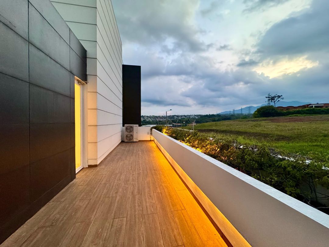 SE VENDE CASA DE ULTRA LUJO EN CIUDAD JARDÍN CALI