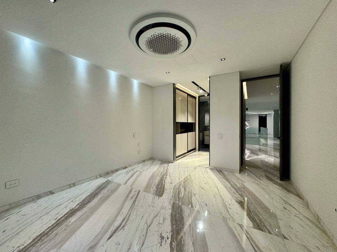 SE VENDE CASA DE ULTRA LUJO EN CIUDAD JARDÍN CALI