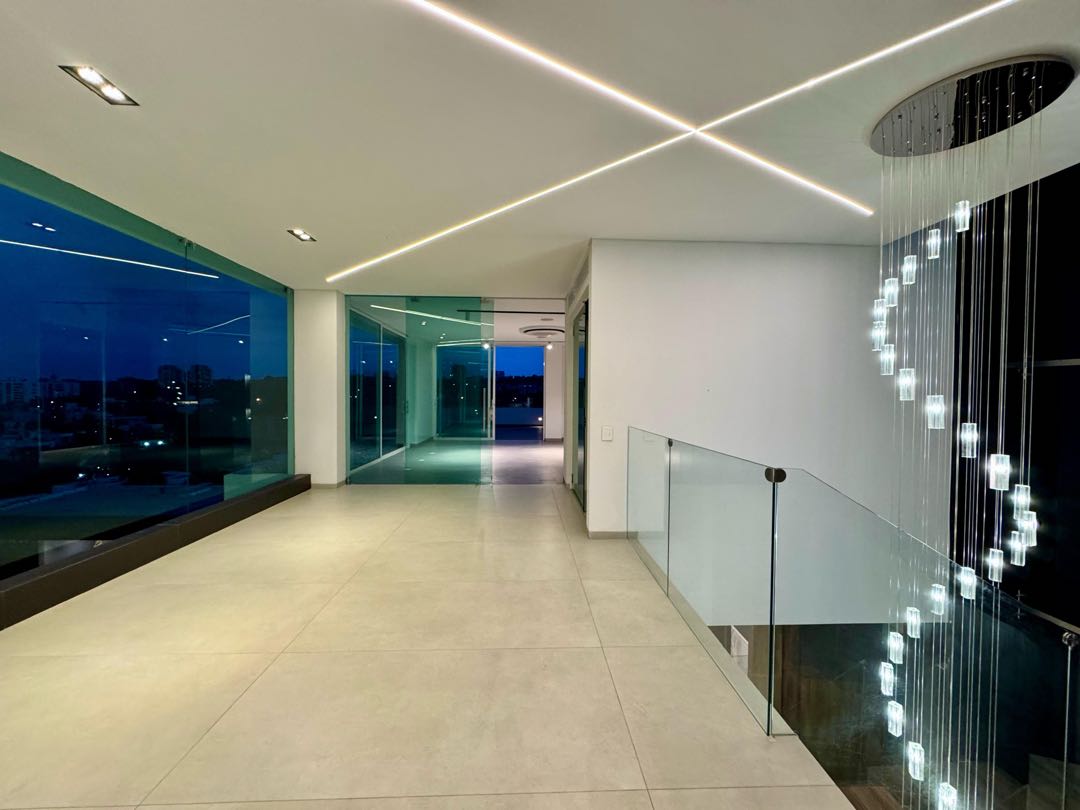 SE VENDE CASA DE ULTRA LUJO EN CIUDAD JARDÍN CALI