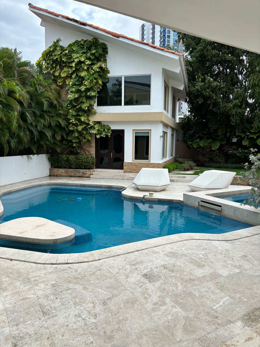 Se Vende Casa en Altos del Golf