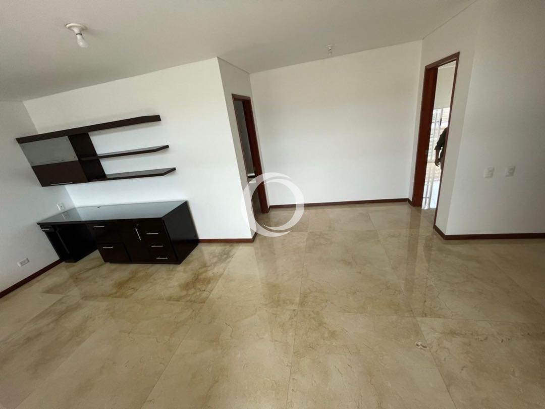 SE VENDE CASA EN CALI PANCE