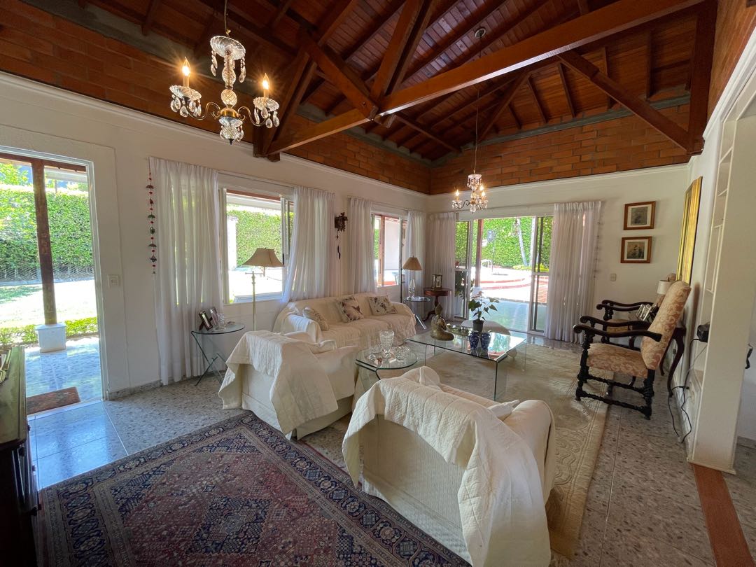 Imagen de Se vende Casa en Cerritos! Precio de oportunidad !!!