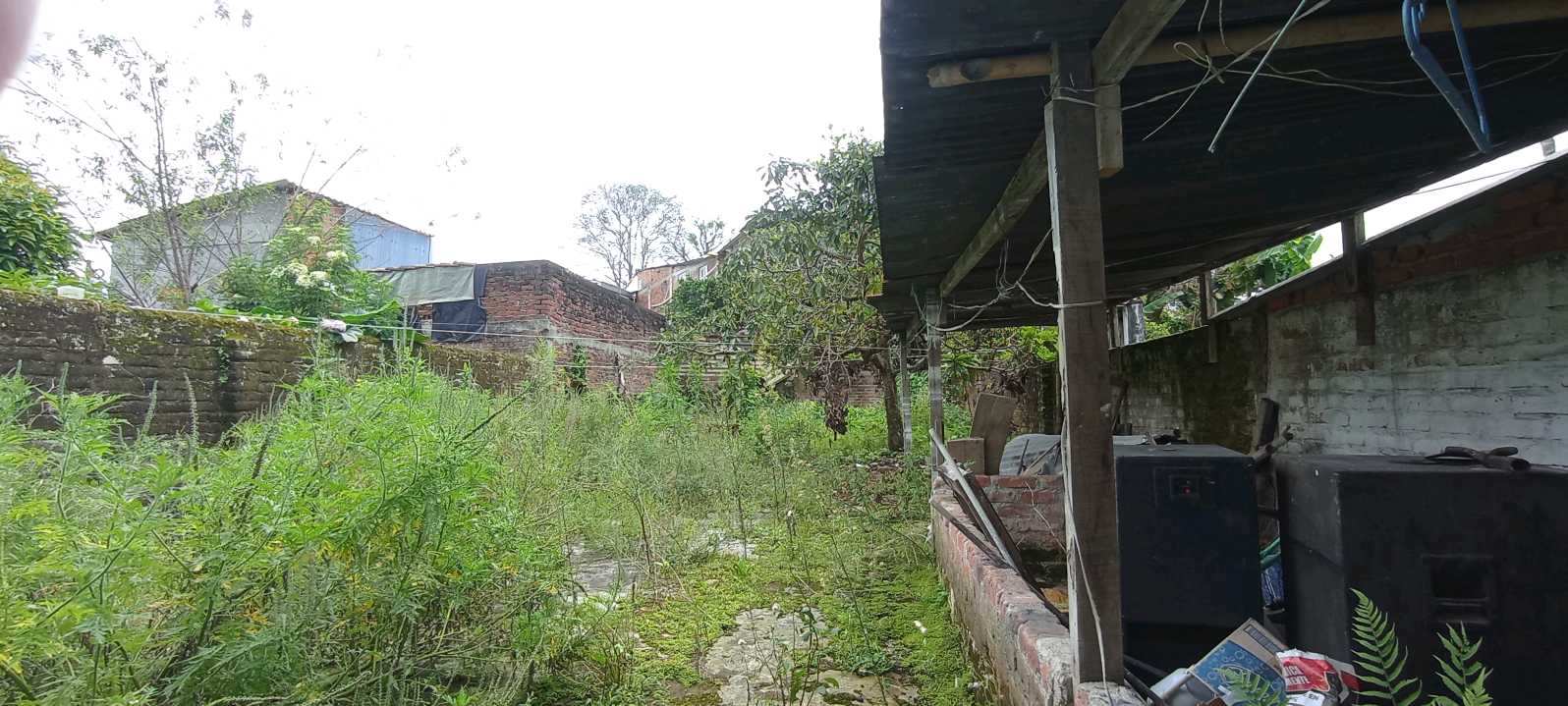 SE VENDE CASA EN CIRCASIA FOBLE RENTA Y SOLAR ENORME