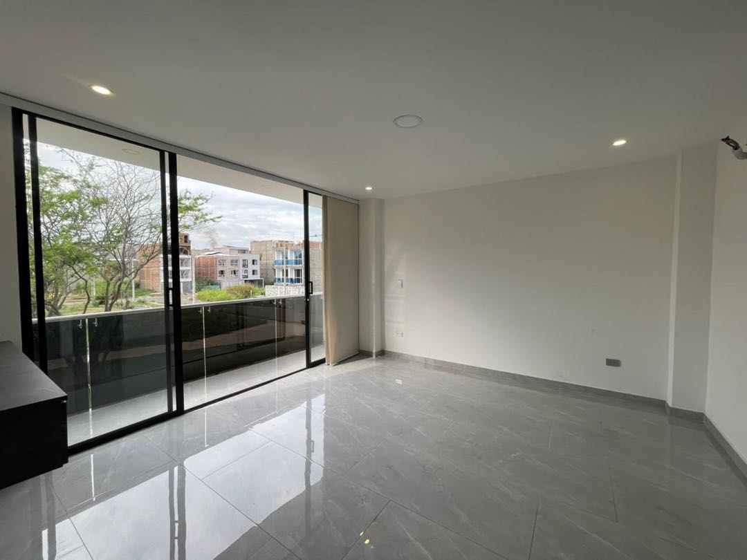 SE VENDE CASA EN CIUDAD 2000 VILLAMAGNA CALI