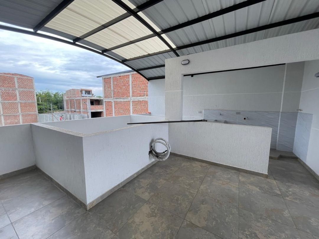 SE VENDE CASA EN CIUDAD 2000 VILLAMAGNA CALI