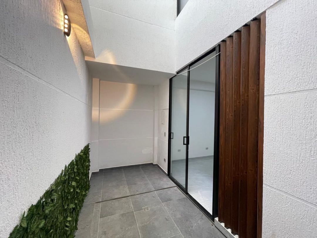 SE VENDE CASA EN CIUDAD 2000 VILLAMAGNA CALI