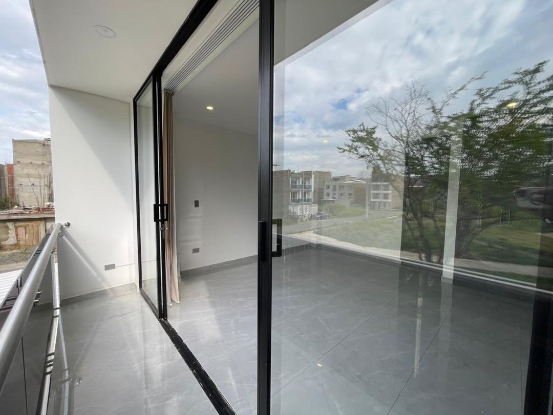 SE VENDE CASA EN CIUDAD 2000 VILLAMAGNA CALI