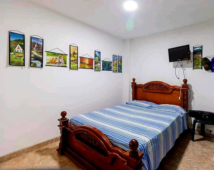 SE VENDE CASA EN  CIUDADELA COMFANDI W9424798 ISA-JR