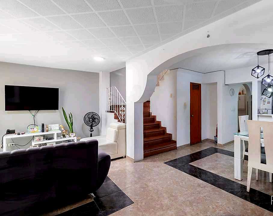 SE VENDE CASA EN  CIUDADELA COMFANDI W9424798 ISA-JR