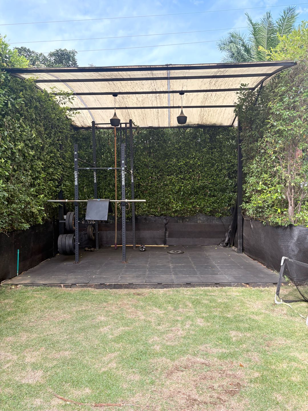 SE VENDE CASA EN CONDOMINIO GUADUALES DE LAS MERCEDES