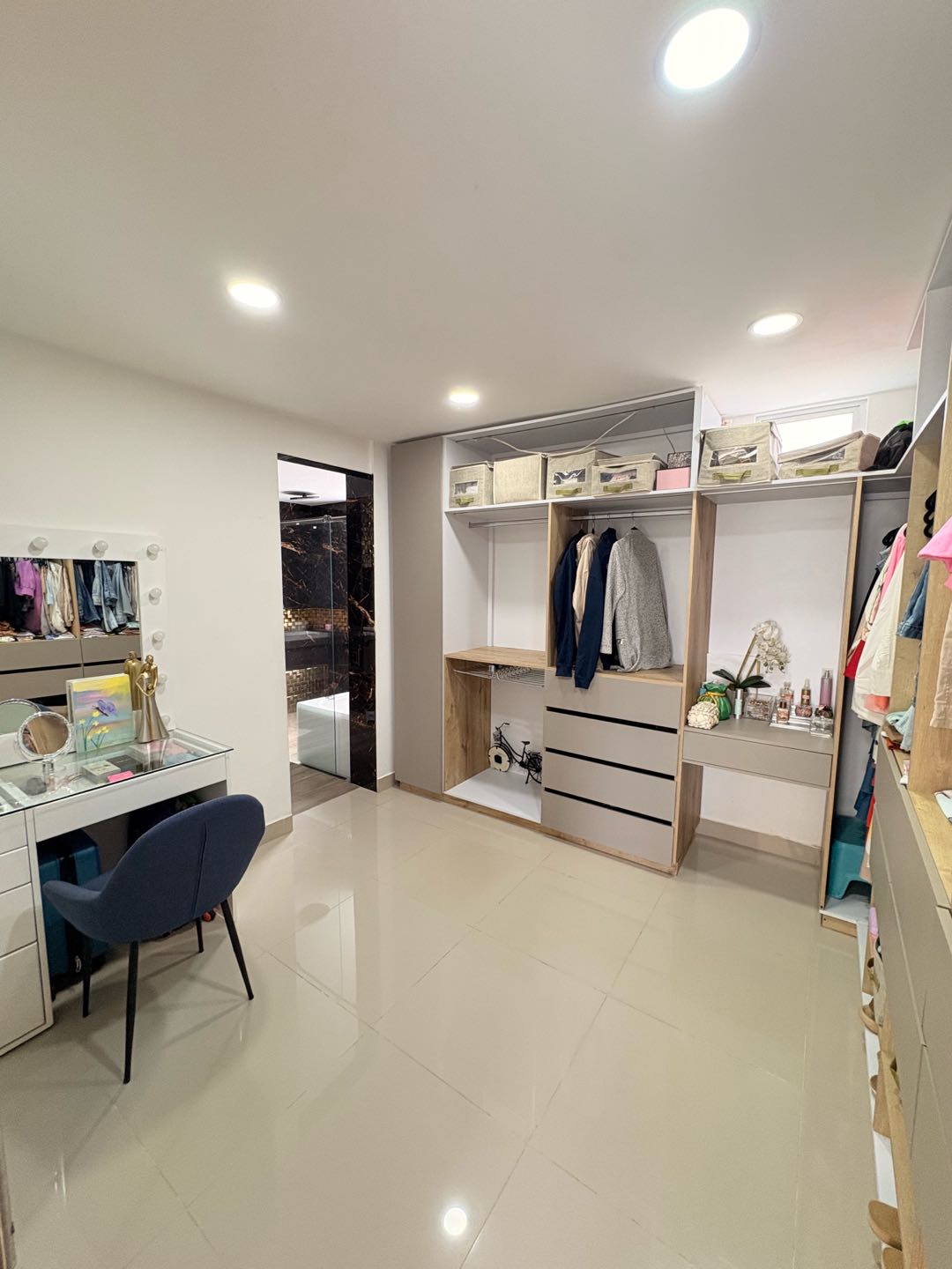 SE VENDE CASA EN CONDOMINIO GUADUALES DE LAS MERCEDES