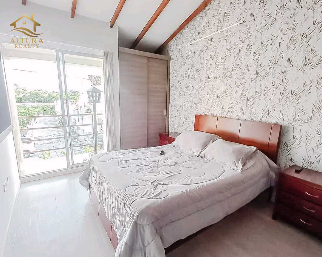 SE VENDE CASA EN CONJUNTO CERRADO EN CIRCASIA QUINDIO