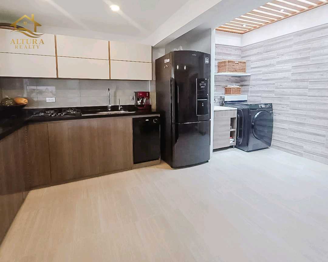 SE VENDE CASA EN CONJUNTO CERRADO EN CIRCASIA QUINDIO