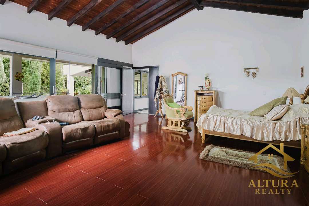 SE VENDE CASA EN CONJUNTO CERRADO NORTE DE ARMENIA