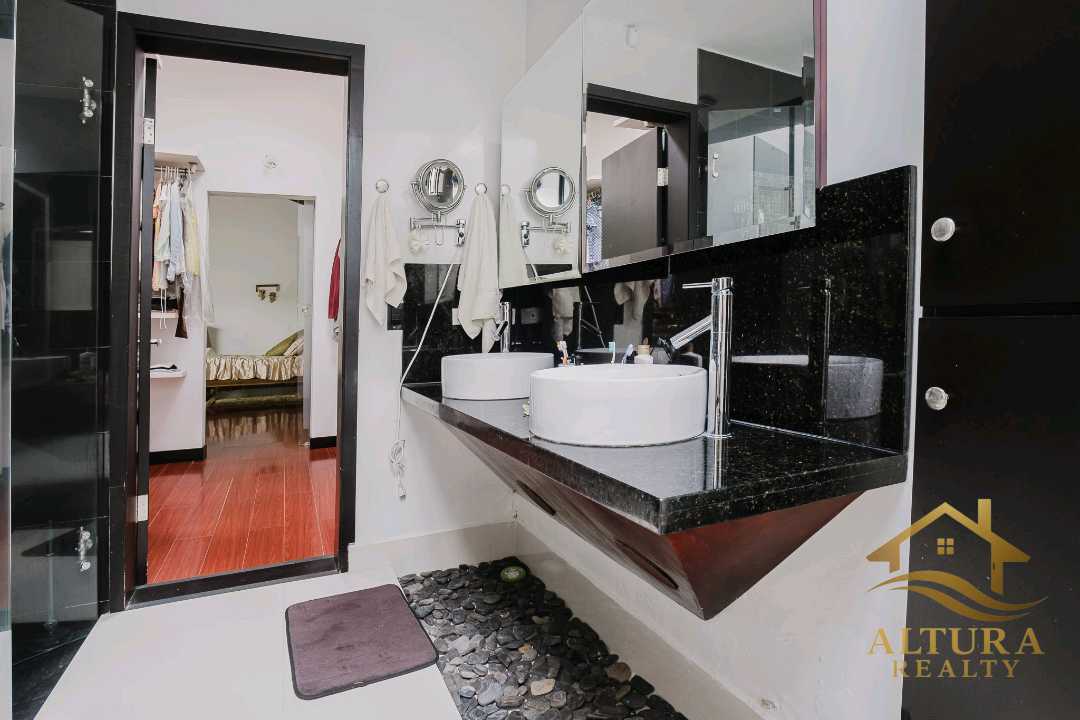 SE VENDE CASA EN CONJUNTO CERRADO NORTE DE ARMENIA