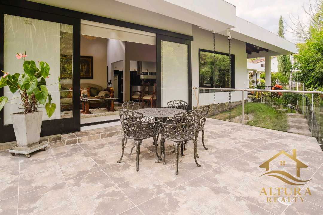 SE VENDE CASA EN CONJUNTO CERRADO NORTE DE ARMENIA