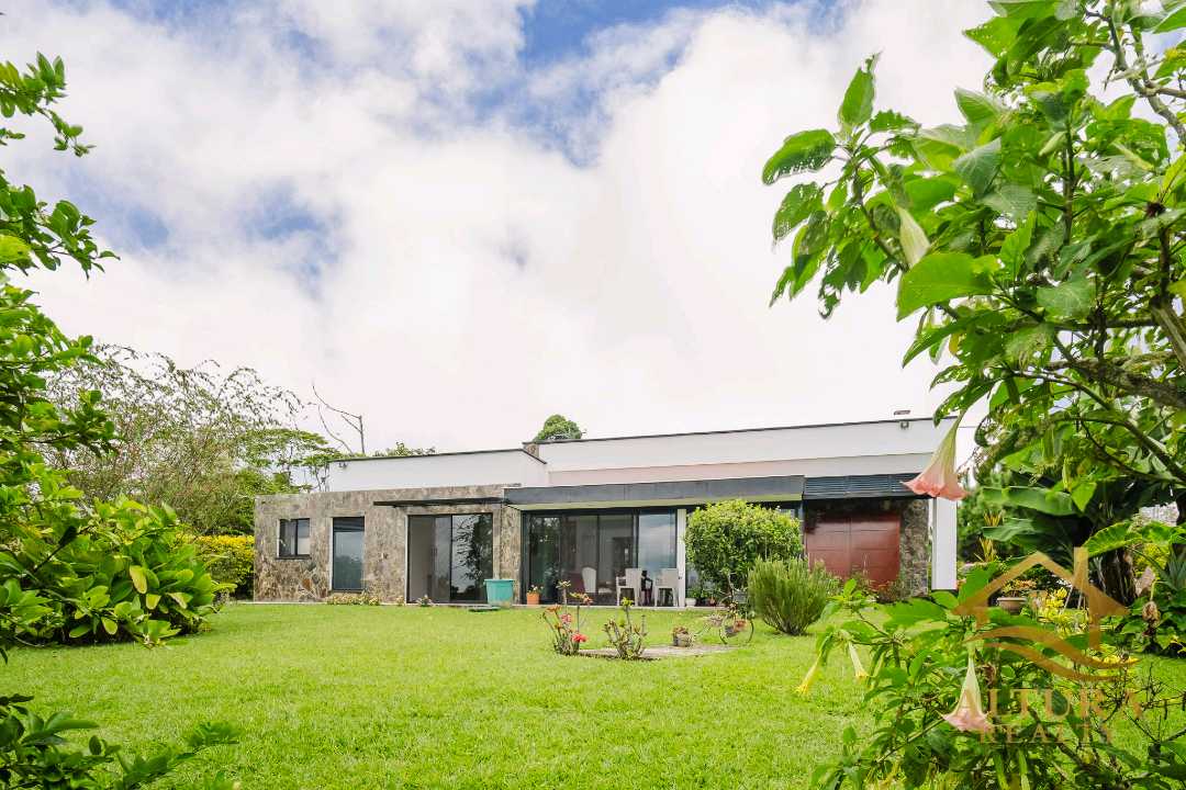 SE VENDE CASA EN CONJUNTO CERRADO CIRCASIA QUINDÍO