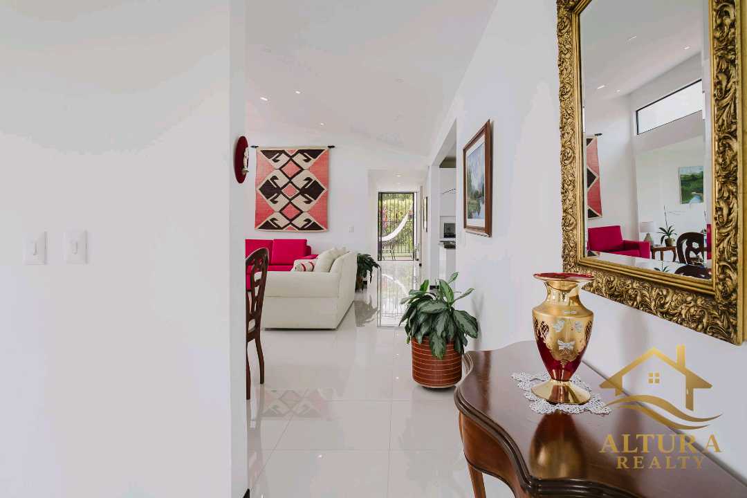 SE VENDE CASA EN CONJUNTO CERRADO CIRCASIA QUINDÍO