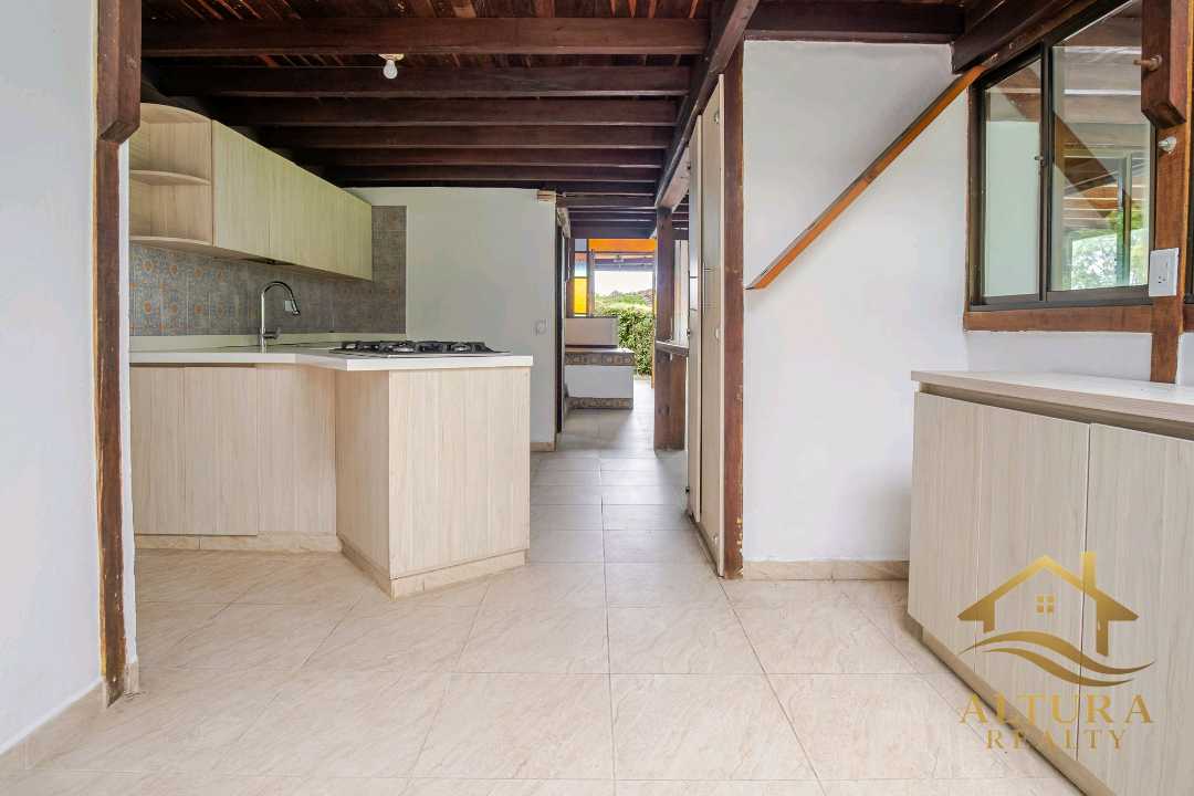 SE VENDE CASA EN CONJUNTO CERRADO ARMENIA CIRCASIA