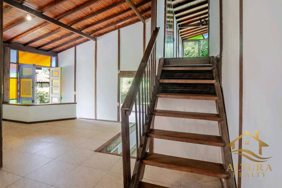 SE VENDE CASA EN CONJUNTO CERRADO ARMENIA CIRCASIA