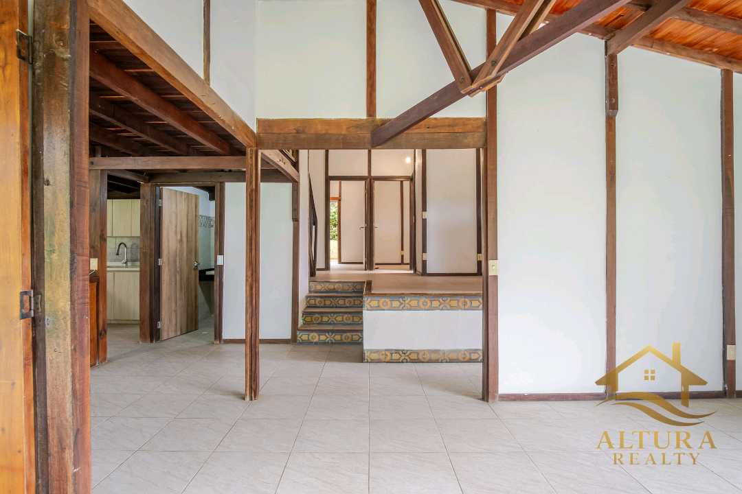 SE VENDE CASA EN CONJUNTO CERRADO ARMENIA CIRCASIA