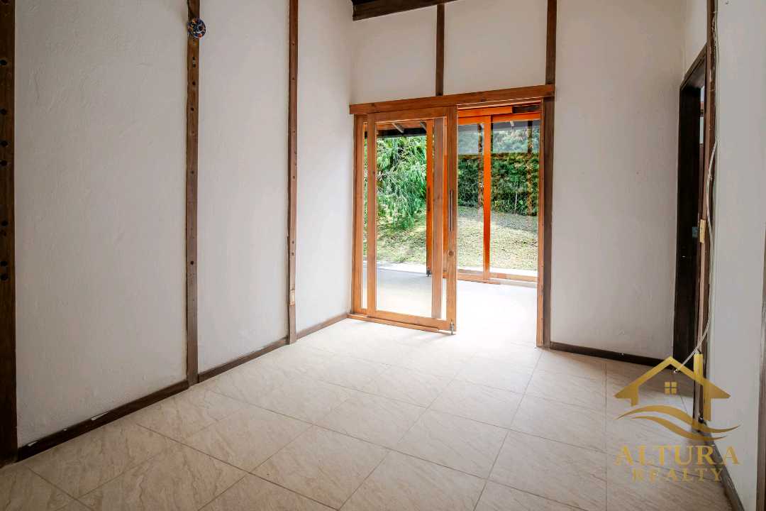 SE VENDE CASA EN CONJUNTO CERRADO ARMENIA CIRCASIA