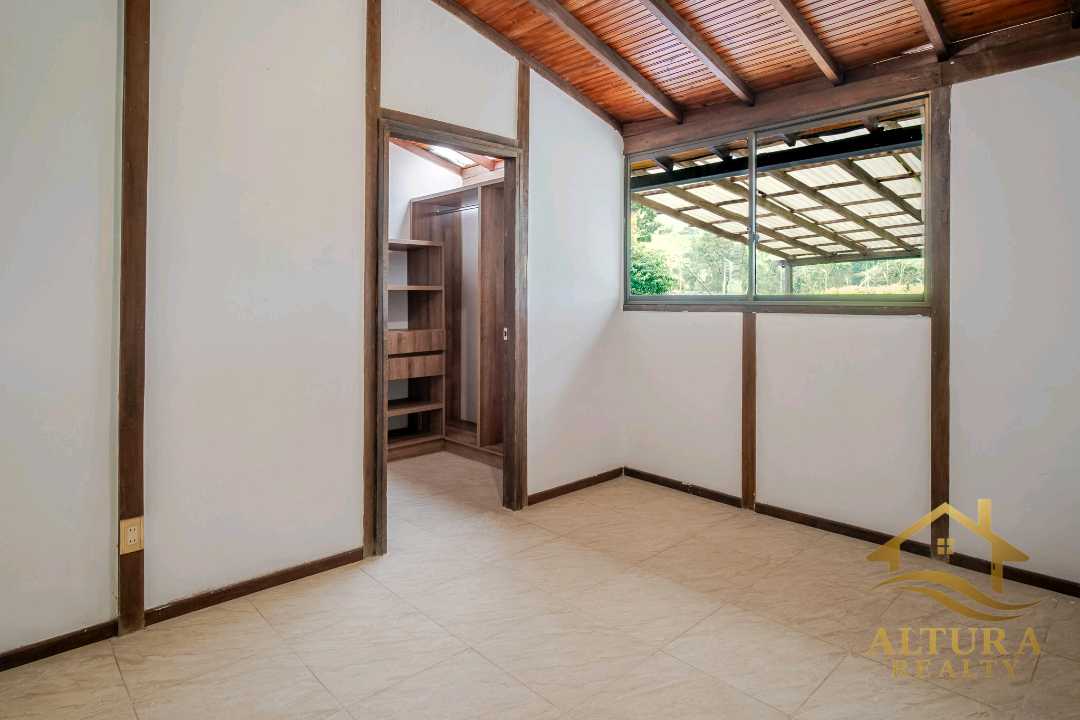 SE VENDE CASA EN CONJUNTO CERRADO ARMENIA CIRCASIA