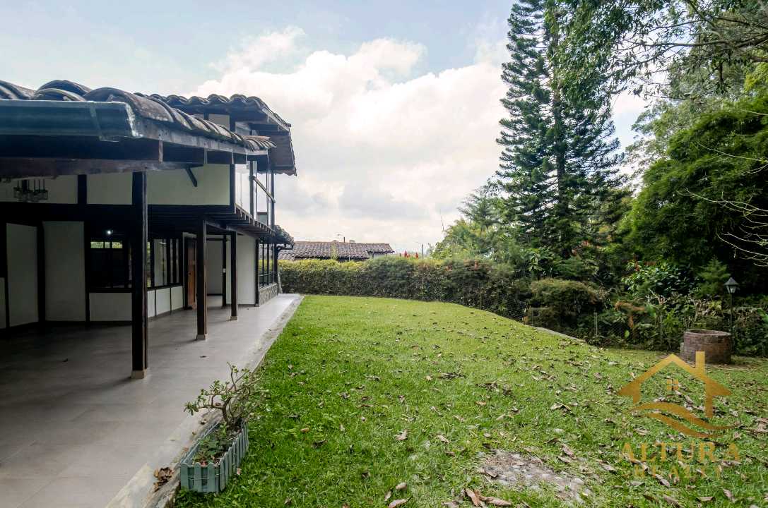 SE VENDE CASA EN CONJUNTO CERRADO ARMENIA CIRCASIA