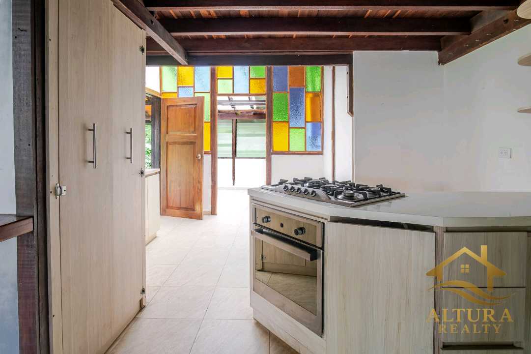 SE VENDE CASA EN CONJUNTO CERRADO ARMENIA CIRCASIA