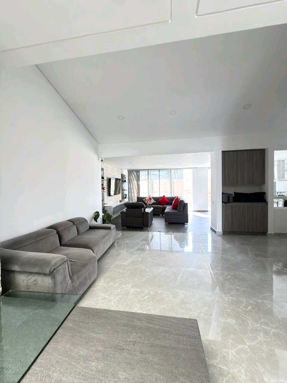 SE VENDE CASA EN EL CASTILLO W9930938 ISA