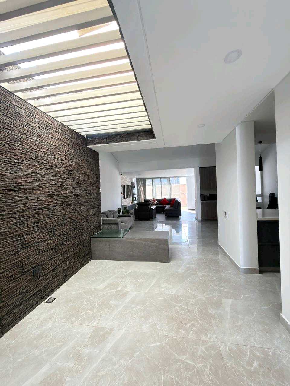 SE VENDE CASA EN EL CASTILLO W9930938 ISA
