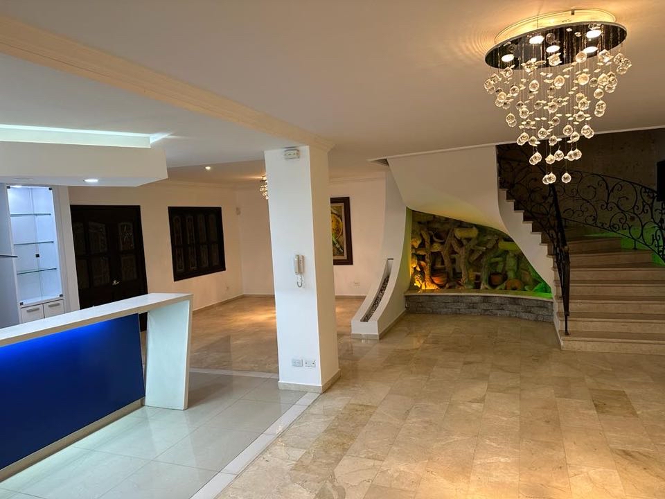SE VENDE CASA EN EL INGENIO SUR DE CALI