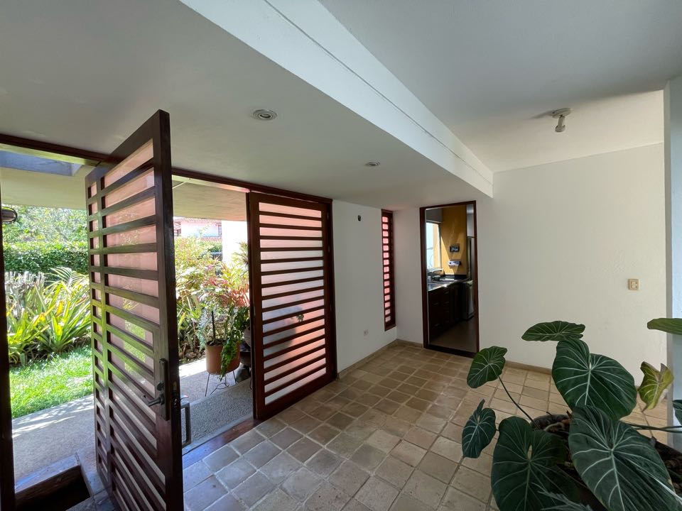 SE VENDE CASA TROPICAL EN LA MORADA JAMUNDI