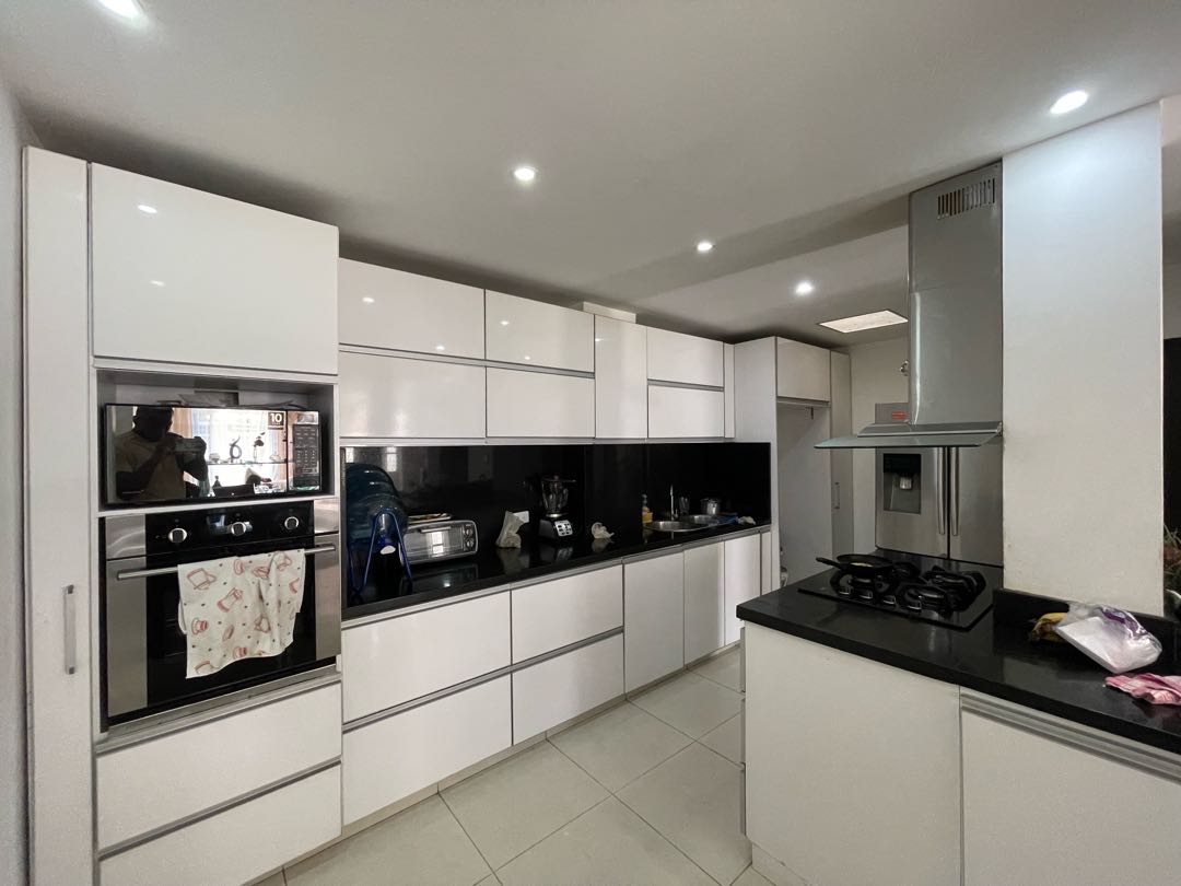 SE VENDE CASA EN LA RIVERA CALI
