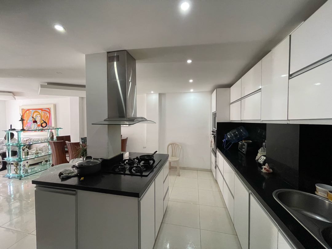 SE VENDE CASA EN LA RIVERA CALI