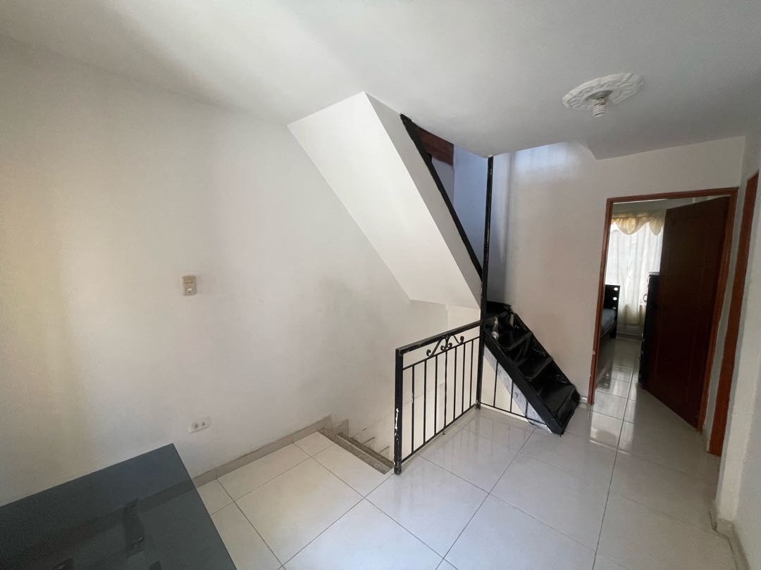 SE VENDE CASA EN LA RIVERA CALI