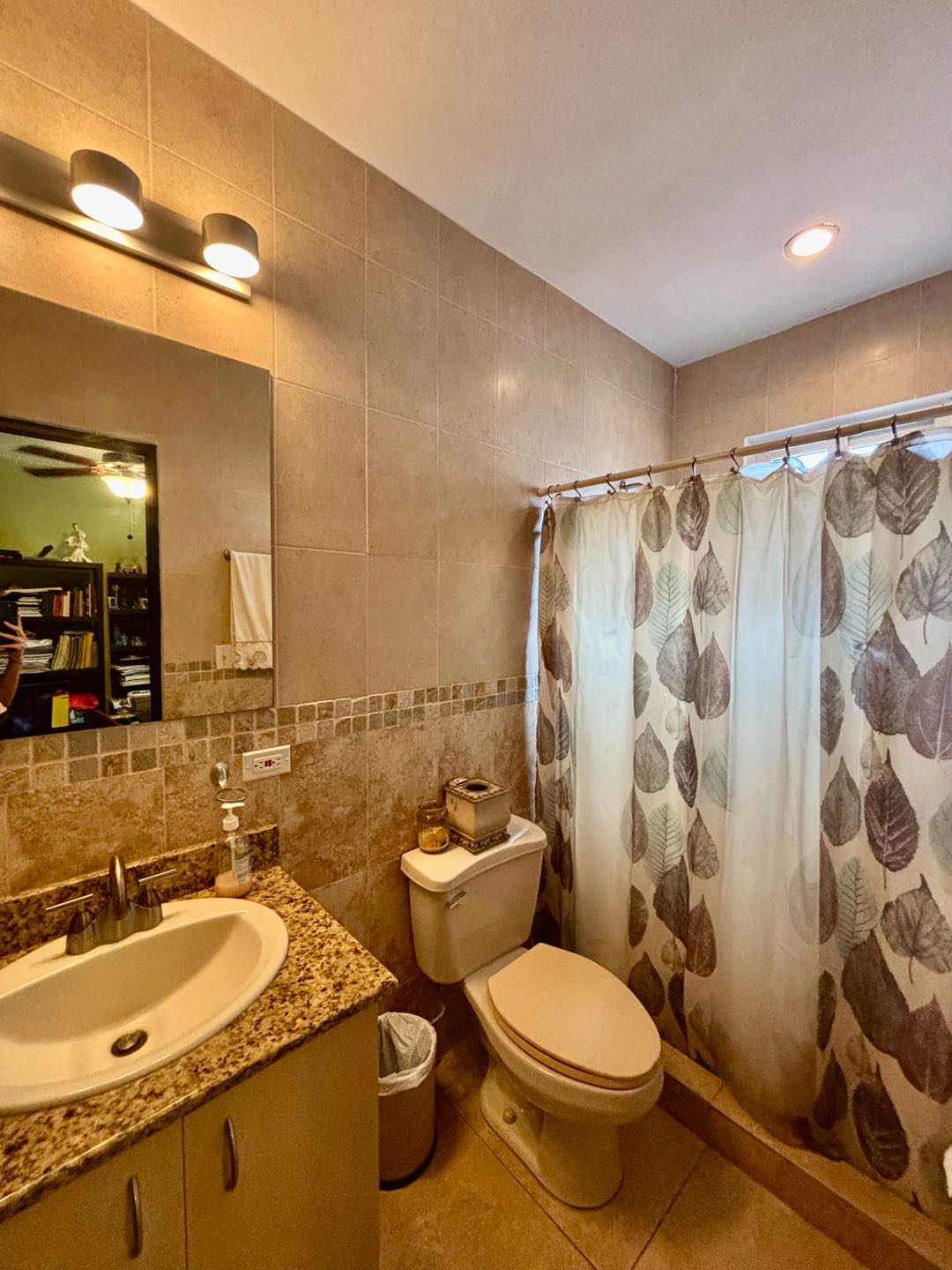 Se Vende Casa en Villa Valencia, Costa Sur