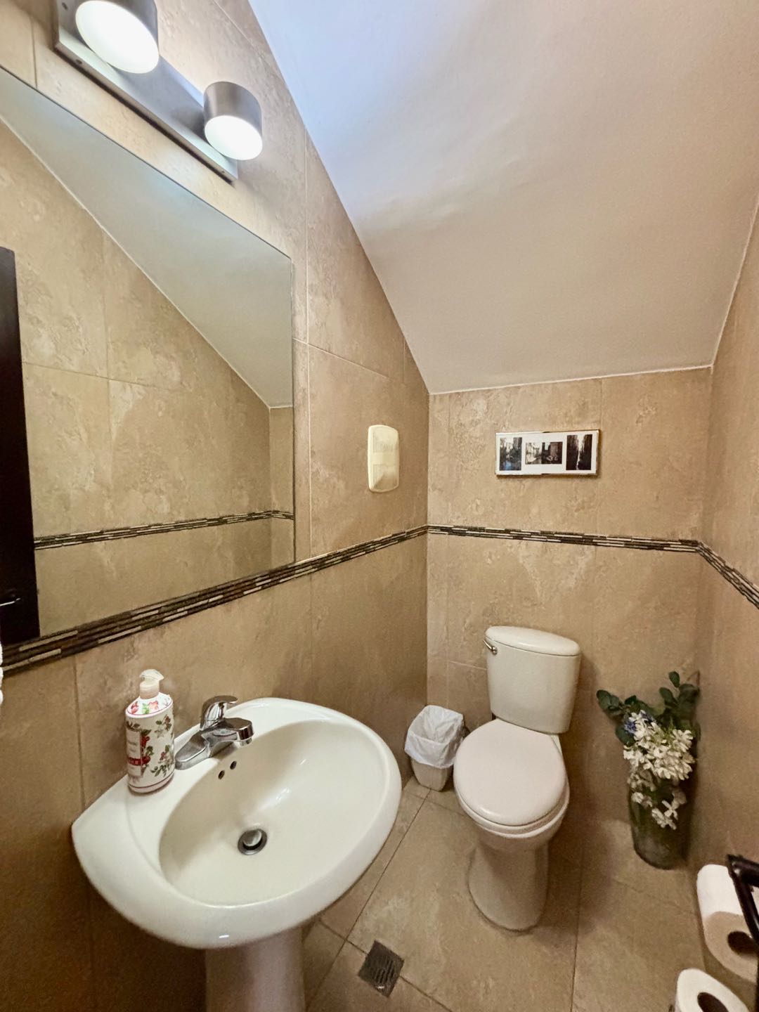 Se Vende Casa en Villa Valencia, Costa Sur