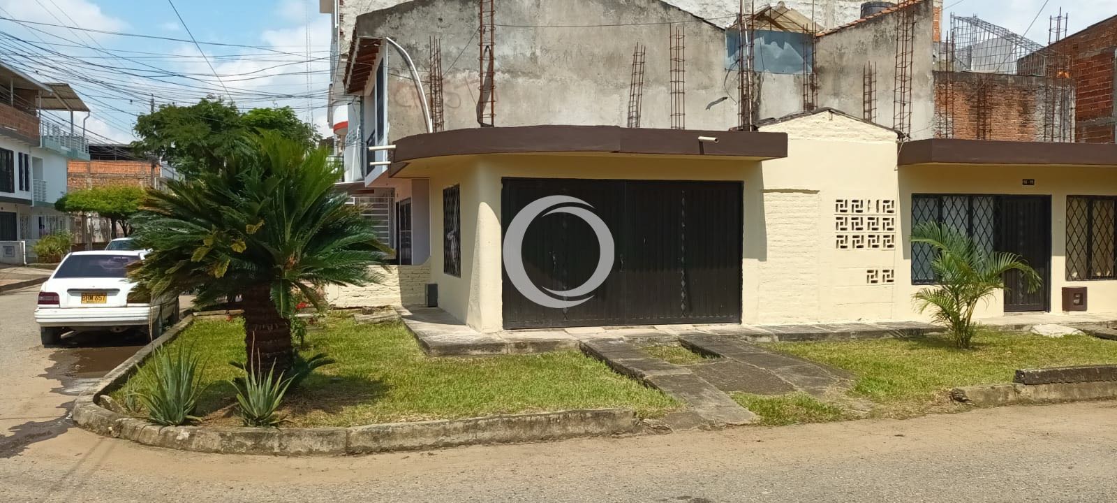 SE VENDE CASA ESQUINERA EN LA PRADERA JAMUNDI
