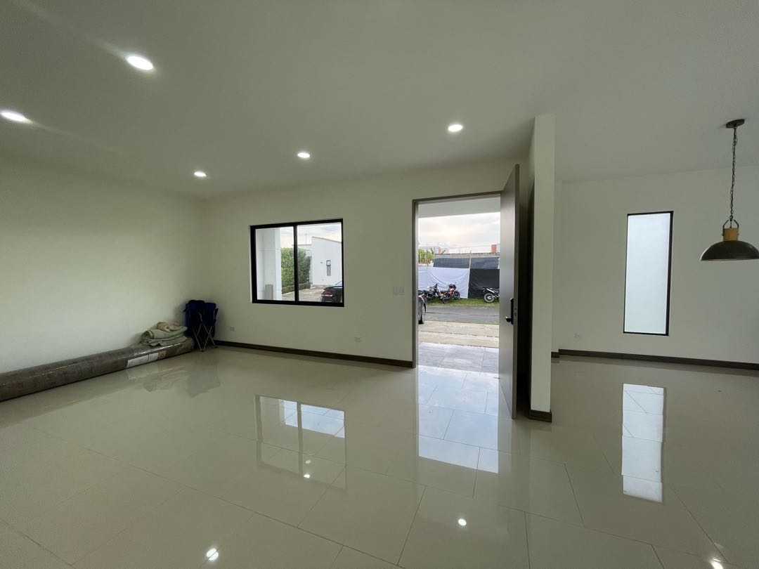 SE VENDE CASA NUEVA EN LA MORADA JAMUNDÍ- CLUB DE CAMPO LA MORADA