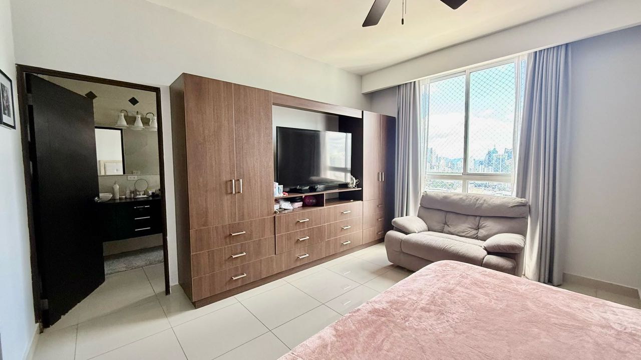 Se Vende en PH Mandarin Bay, San Francisco