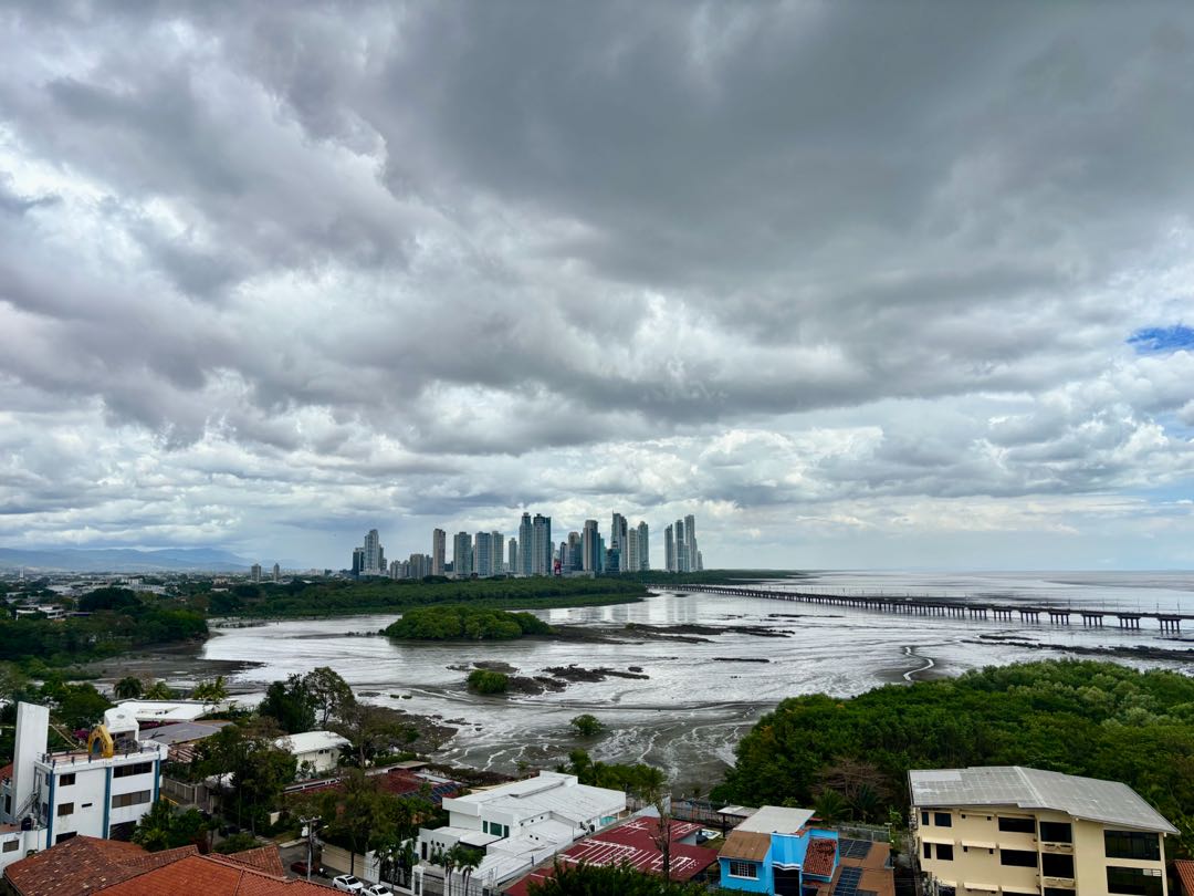 Se Vende en PH Puntarenas, Coco del Mar
