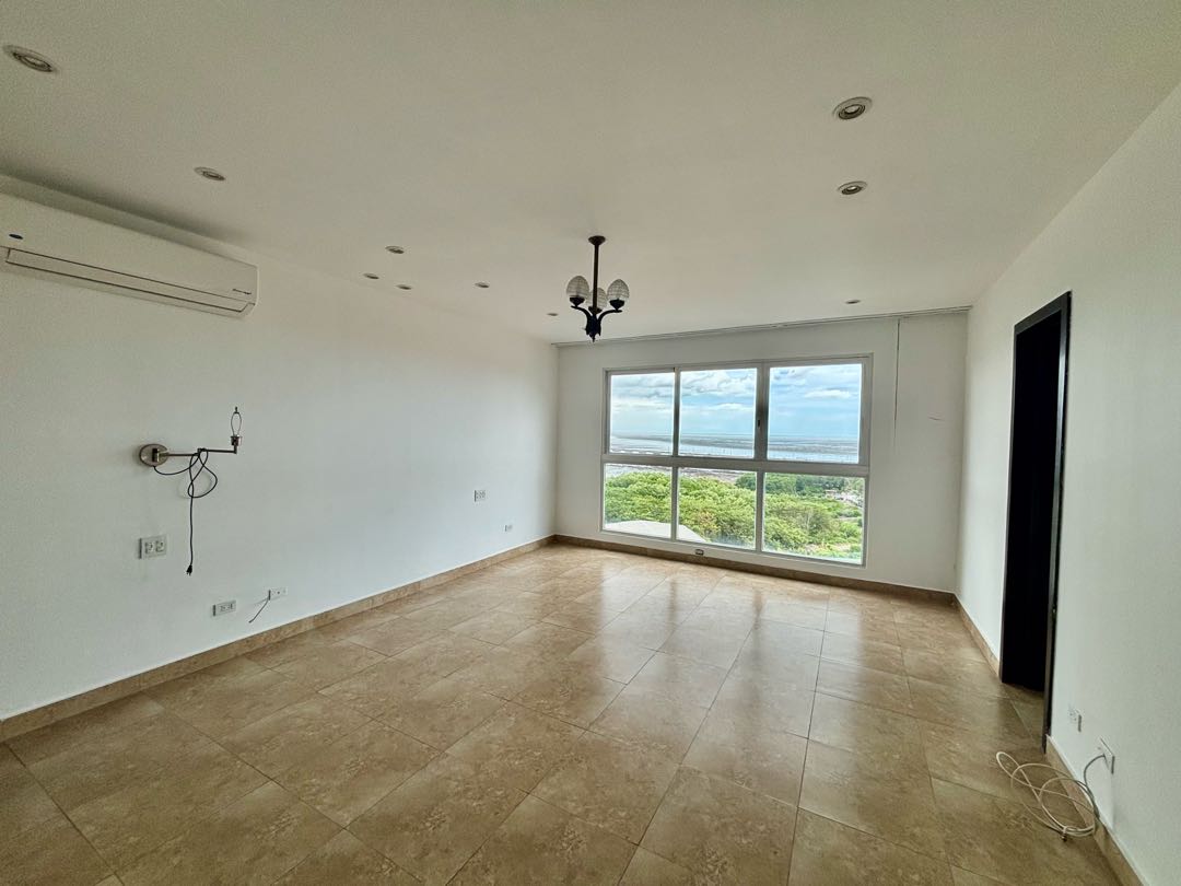 Se Vende en PH Puntarenas, Coco del Mar