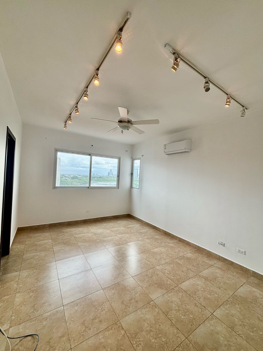 Se Vende en PH Puntarenas, Coco del Mar