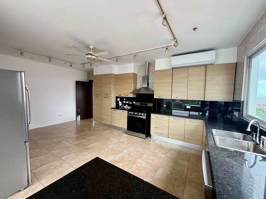 Se Vende en PH Puntarenas, Coco del Mar